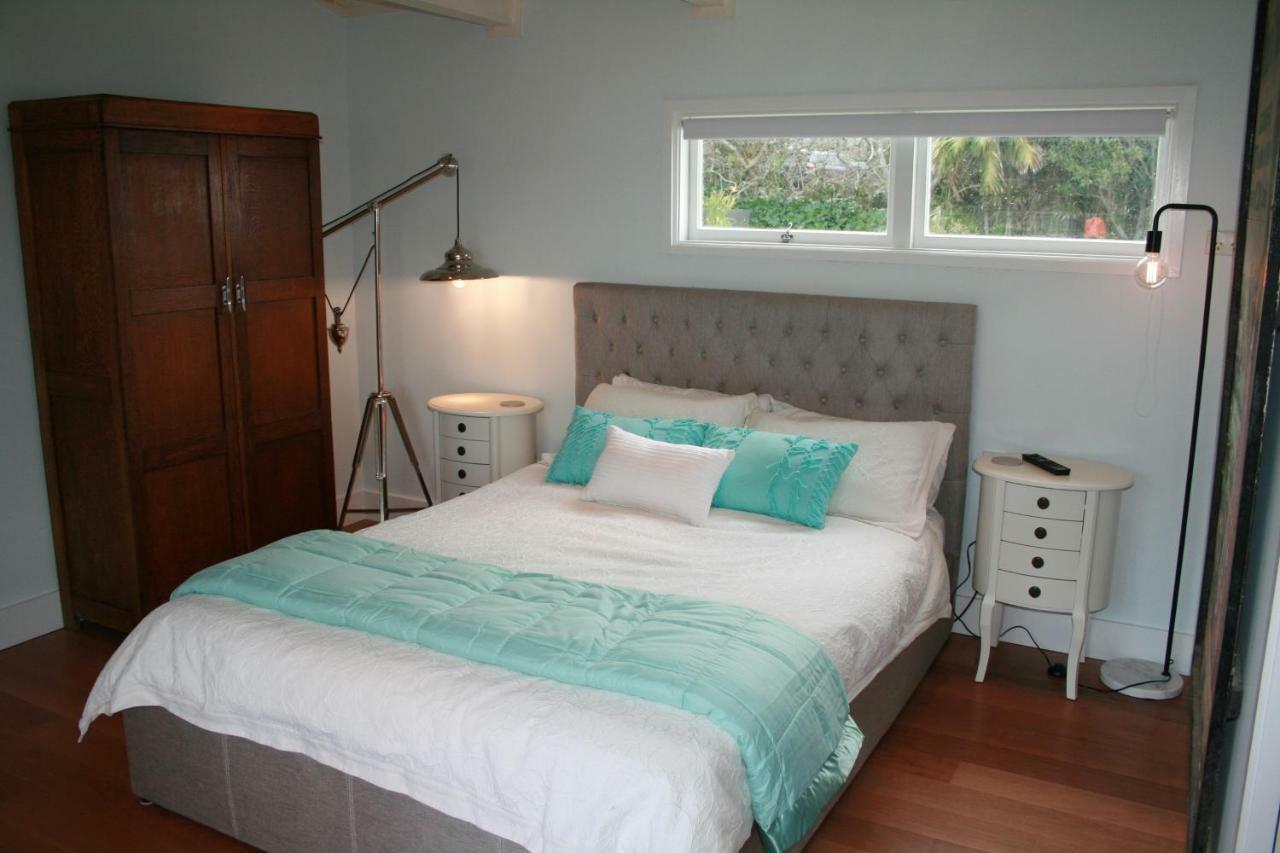 The Boat House Hotel Auckland Exterior photo